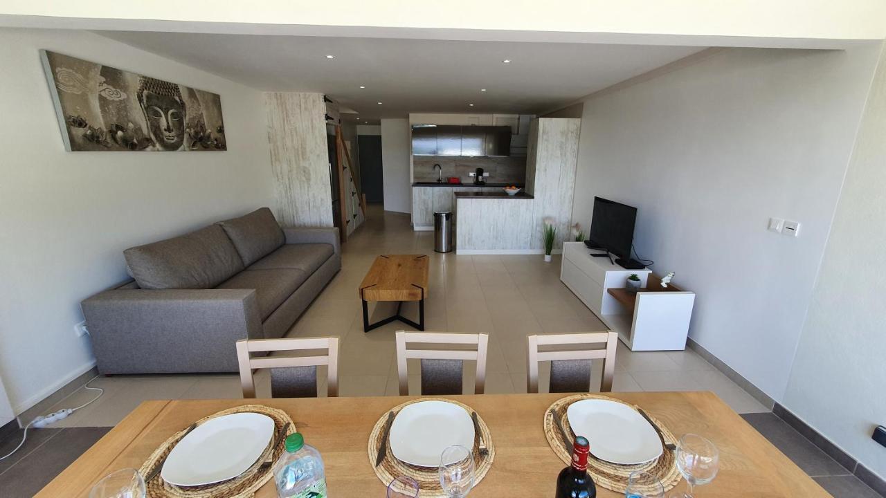 Pinel Superbe Appartement En Residence Vue Mer Cul de Sac Extérieur photo